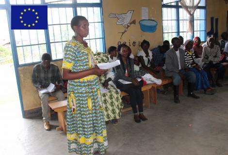 Hillaria Mujawamungu,a farmer,presenting the community evaluation 